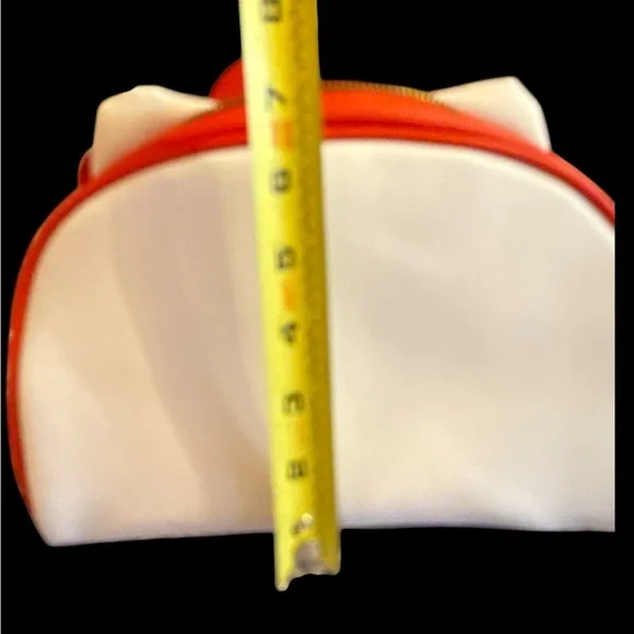 Hello Kitty White and Red Bag with Iconic Design NWOT - Picture 9 of 10